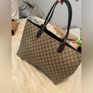 NEW W/O TAGS Gucci Reversible Tote Bag